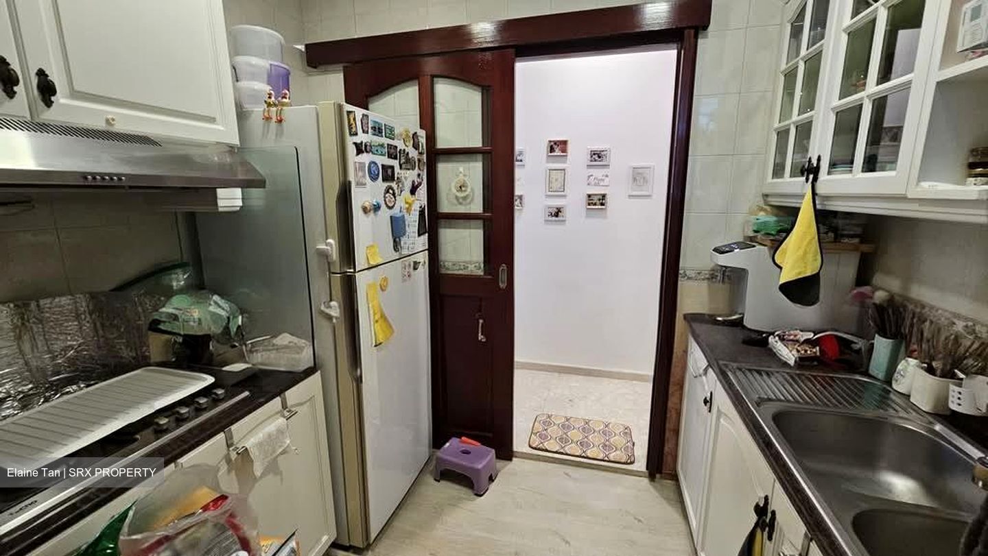 Tiong Bahru Road (D3), Apartment #565622601